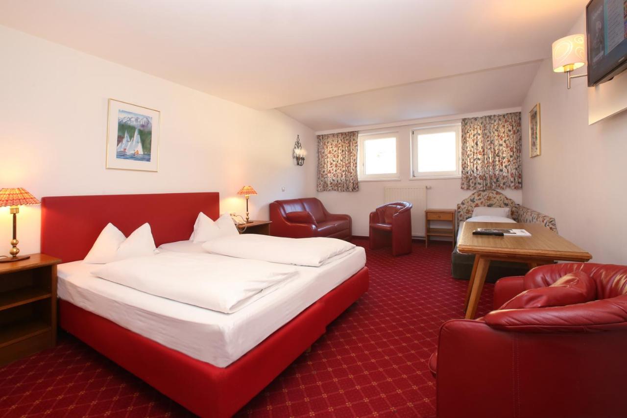 Hotel Lukashansl Hundsdorf  外观 照片