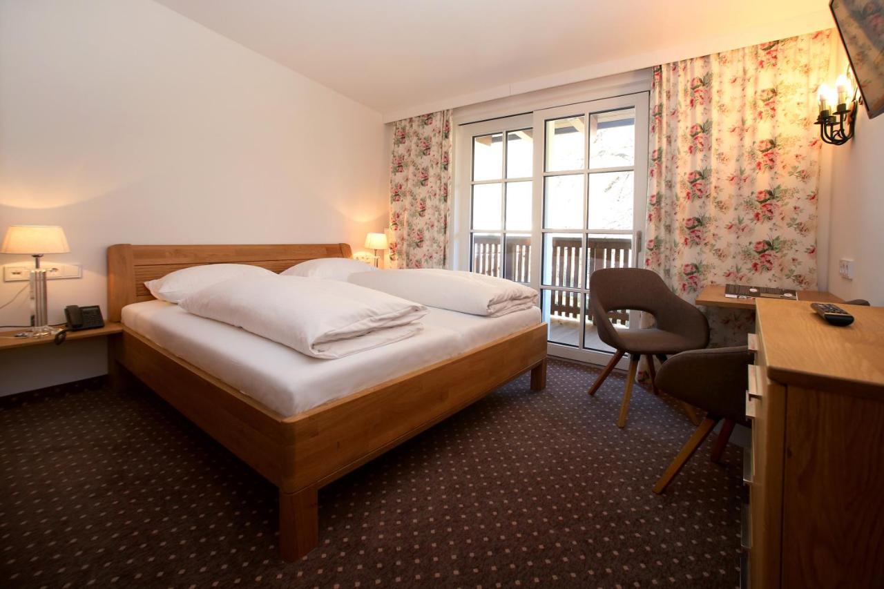Hotel Lukashansl Hundsdorf  外观 照片