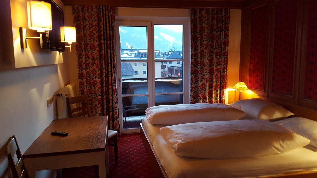 Hotel Lukashansl Hundsdorf  外观 照片
