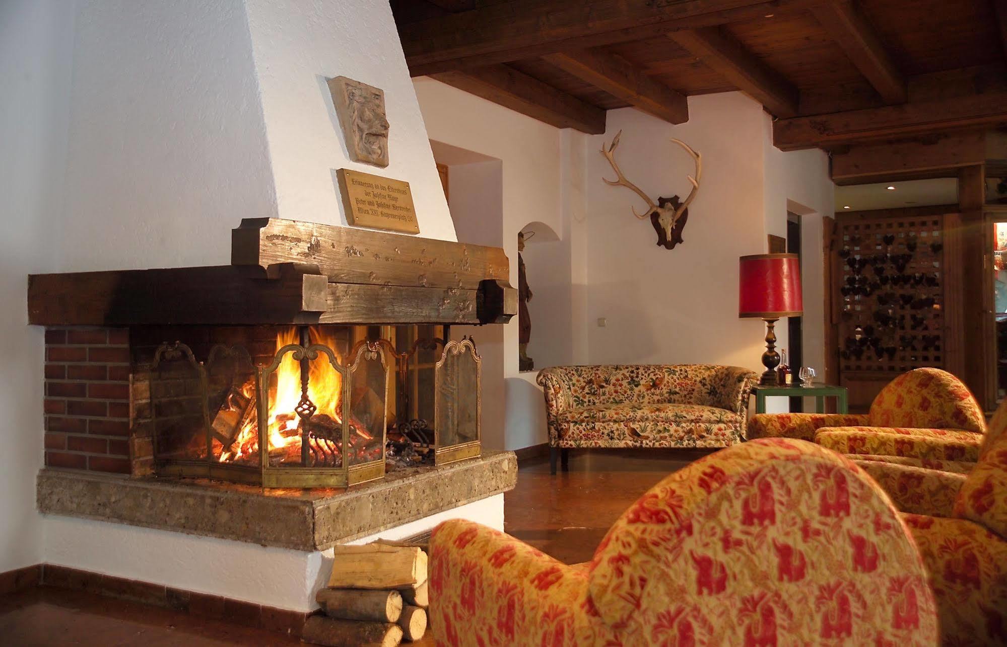 Hotel Lukashansl Hundsdorf  外观 照片
